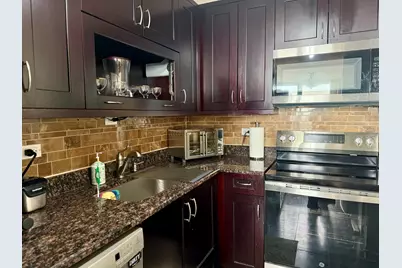 655 W Irving Park Road #5013, Chicago, IL 60613 - Photo 8