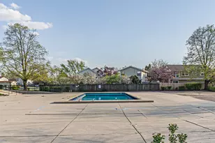 1375 Rebecca Dr, Hoffman Estates, IL 60169 - Photo 26