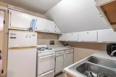 605 E Empire Street, Bloomington, IL 61701 - Photo 16