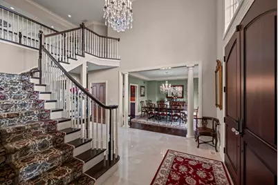 502 Forest View Avenue, Elk Grove Village, IL 60007 - Photo 2