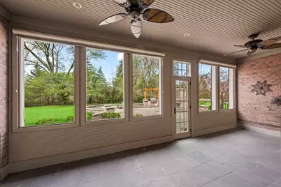 502 Forest View Avenue, Elk Grove Village, IL 60007 - Photo 10