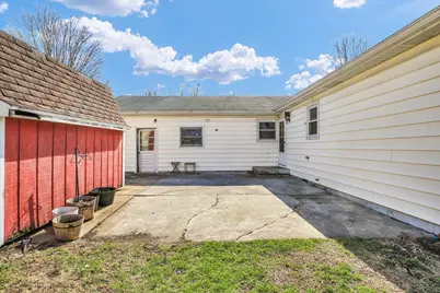 341 W Spruce Street, Paxton, IL 60957 - Photo 28