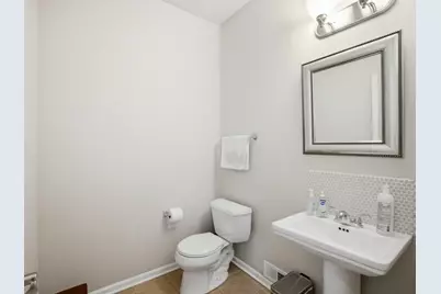 4243 Linden Tree Lane, Glenview, IL 60026 - Photo 22