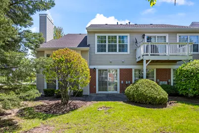 828 Old Checker Road, Buffalo Grove, IL 60089 - Photo 18