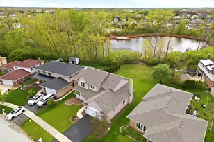 16406 Morgan Ln, Orland Hills, IL 60487 - Photo 2