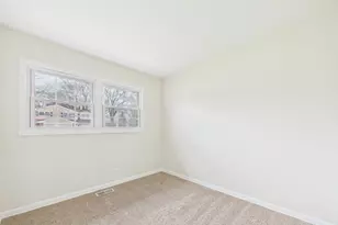 1415 S Evergreen Ave, Arlington Heights, IL 60005 - Photo 12