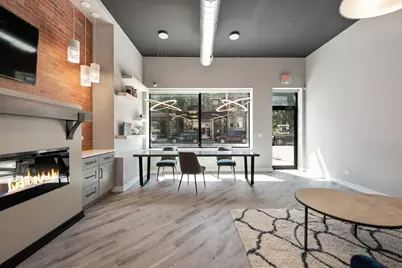 2136 W Belmont Avenue #1, Chicago, IL 60618 - Photo 4