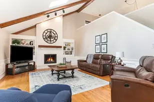 1385 Ginger Ln, Naperville, IL 60565 - Photo 6