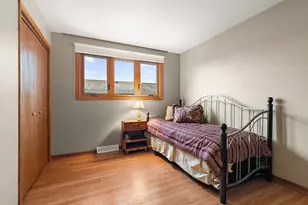6612 W 92nd St, Oak Lawn, IL 60453 - Photo 10