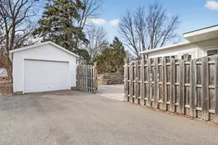 14 N Harlem Ave, Freeport, IL 61032 - Photo 48