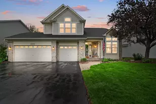 18310 W Meander Dr, Grayslake, IL 60030 - Photo 1