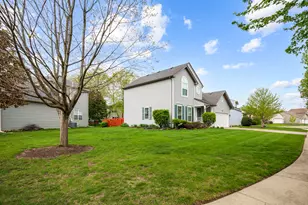 2426 Wild Cherry Ct, Aurora, IL 60506 - Photo 26