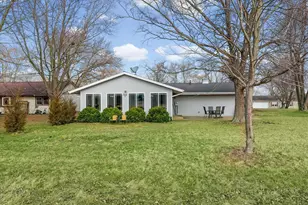 1432 Country Club Ln, Loda, IL 60948 - Photo 36