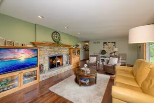 704 N First St, Elburn, IL 60119 - Photo 8