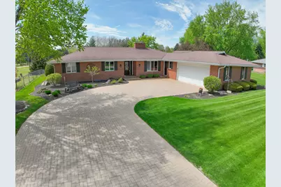 704 N First Street, Elburn, IL 60119 - Photo 1