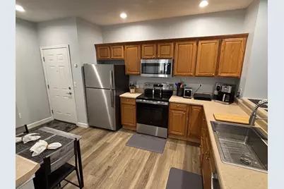 3792 Thornhill Circle #3792, Champaign, IL 61822 - Photo 4