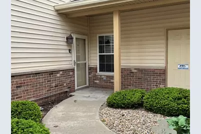 3792 Thornhill Circle #3792, Champaign, IL 61822 - Photo 2