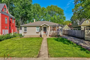 620 York St, Ottawa, IL 61350 - Photo 2