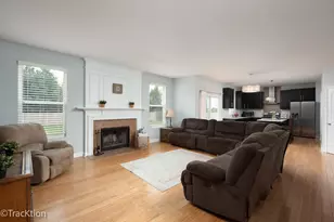 129 Ginkgo St, Bolingbrook, IL 60490 - Photo 8