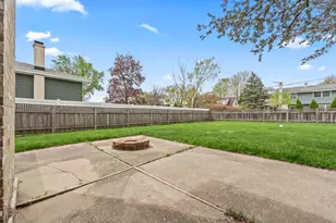 1280 N Ashland Ave, Palatine, IL 60074 - Photo 24