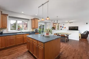 3332 Farmgate Dr, Naperville, IL 60564 - Photo 24