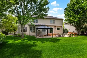 3332 Farmgate Dr, Naperville, IL 60564 - Photo 2