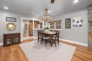 3850 W 93rd St, Evergreen Park, IL 60805 - Photo 8