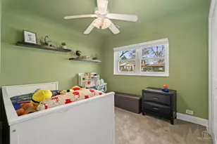 3850 W 93rd St, Evergreen Park, IL 60805 - Photo 18