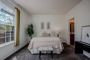 758 Oak Hollow Dr, Crystal Lake, IL 60014 - Photo 14