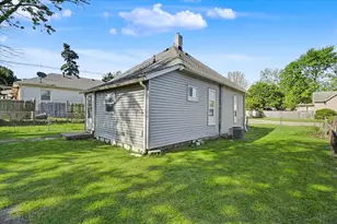 117 N Scott St, Westville, IL 61883 - Photo 16