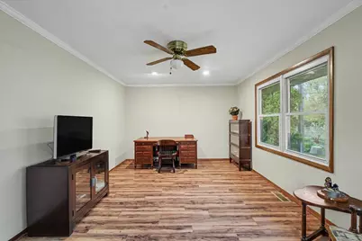 105 S Meadowhill Lane, Mahomet, IL 61853 - Photo 10