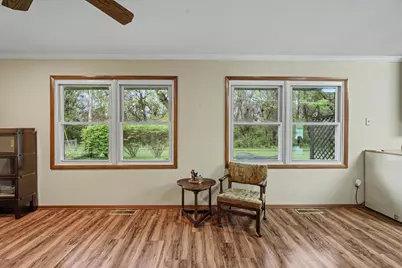 105 S Meadowhill Lane, Mahomet, IL 61853 - Photo 12