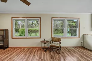 105 S Meadowhill Ln, Mahomet, IL 61853 - Photo 12