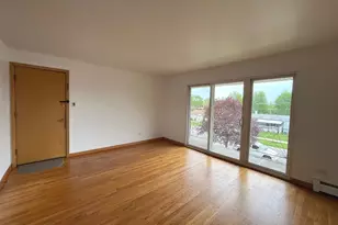 8632 Leclaire Ave, Burbank, IL 60459 - Photo 6