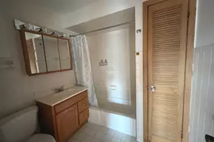 8632 Leclaire Ave, Burbank, IL 60459 - Photo 12