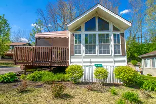 260 Fossil Bay Ct, Wilmington, IL 60481 - Photo 2