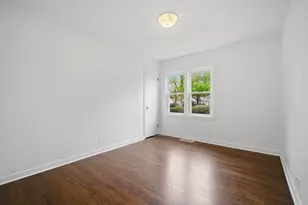 1825 Beverly Pl, Highland Park, IL 60035 - Photo 10