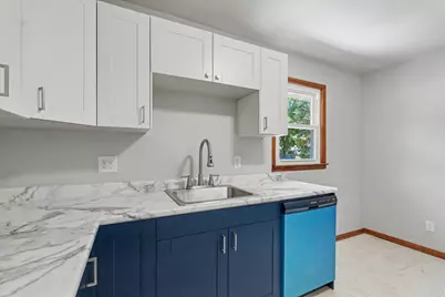2409 W John Street, Champaign, IL 61821 - Photo 12