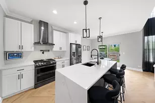 218 Auburn Hills Ln, Addison, IL 60101 - Photo 8