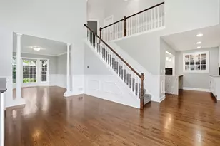 612 Citadel Dr, Westmont, IL 60559 - Photo 4