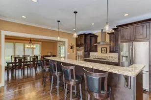 42 Royal Ln, Bloomingdale, IL 60108 - Photo 18