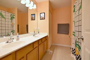 967 Oak Ridge Blvd, Elgin, IL 60120 - Photo 22