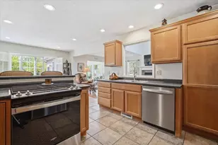 3400 Horse Creek Dr, Normal, IL 61761 - Photo 10