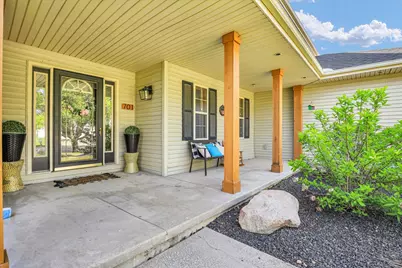 701 Kimela Drive, Mahomet, IL 61853 - Photo 8
