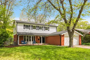 2209 Collett Ln, Flossmoor, IL 60422 - Photo 2