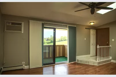 3 Cedar Court #10, Vernon Hills, IL 60061 - Photo 2