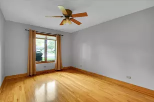 90 Briargate Rd, Cary, IL 60013 - Photo 20