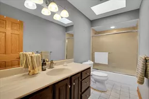 90 Briargate Rd, Cary, IL 60013 - Photo 22