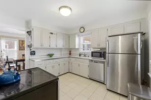 5430 N Lamon Ave, Chicago, IL 60630 - Photo 12