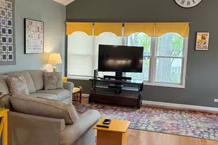1733 Portsmith Ct, Bartlett, IL 60103 - Photo 4